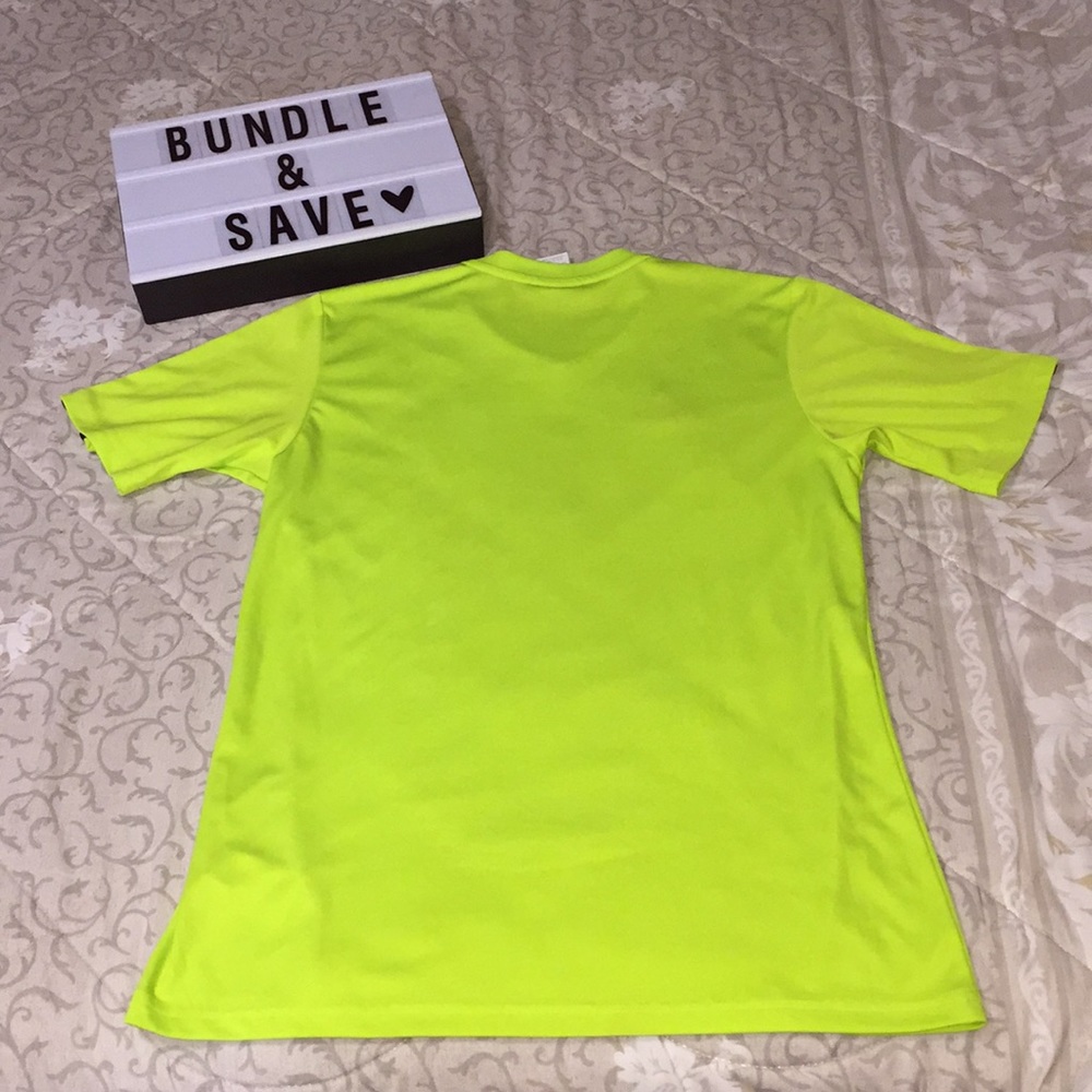 2 Kids adidas shirts - Picture 8 of 8